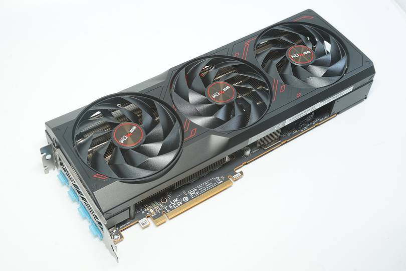 [리뷰] 이름은 독특해도 성능은 확실하다, AMD 라데온 RX 7900 GRE