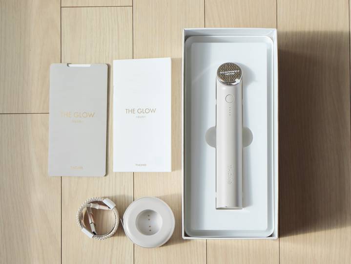 [리뷰] 피부 깊게 닿는 물방울 초음파 기기, 앳홈 톰 더 글로우