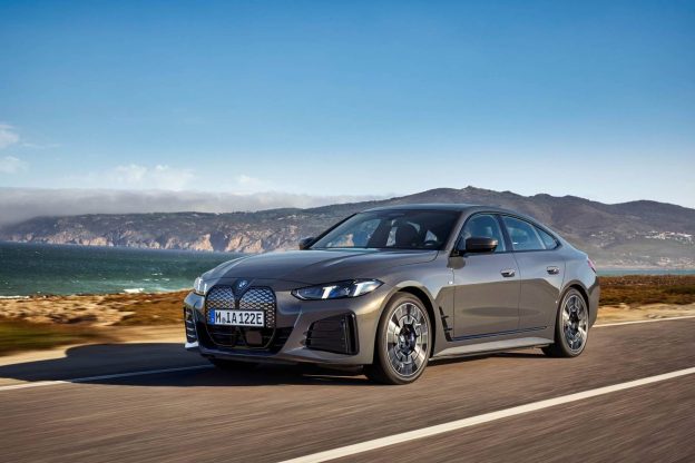[신차공개] BMW ‘뉴 i4 eDrive40’·KGM ‘토레스 EVX ALPHA’ 출시