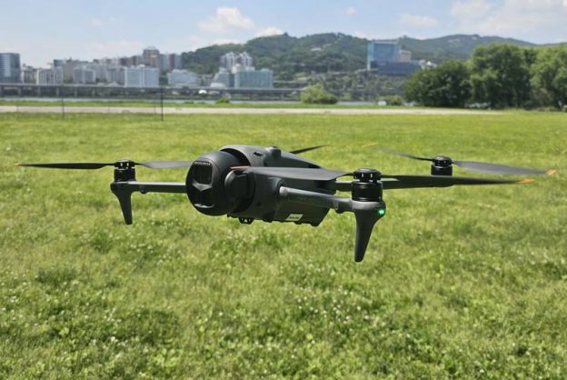 [리뷰] DJI 매빅 4 프로, 360도 회전 짐벌로 차별화한 전문가용 드론