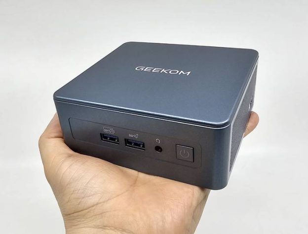 [리뷰] 노트북보다 작은 데스크톱의 매력, 기컴 미니아이티 13 미니 PC