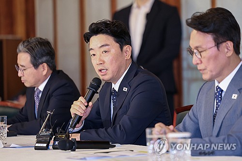 강훈식 “美 관세협상 후속절차 남아…당정대 원팀 총력대응”:코인리더스